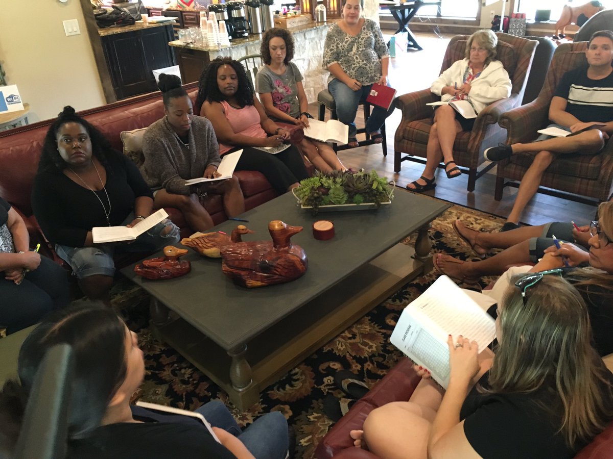 CarrollES_AISD's tweet photo. Leadership Retreat! #woodvilleTx #dialoguecircle #TAMUSchoolEnhancementProject https://t.co/kTmZm8fXYn