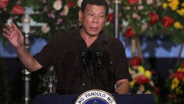 lamula's tweet photo. Presidente de Filipinas: "Mis órdenes son de disparar a matar, no me importan los DDHH" --> https://t.co/M3L7nkF9Wq https://t.co/wzhj6fy2TY