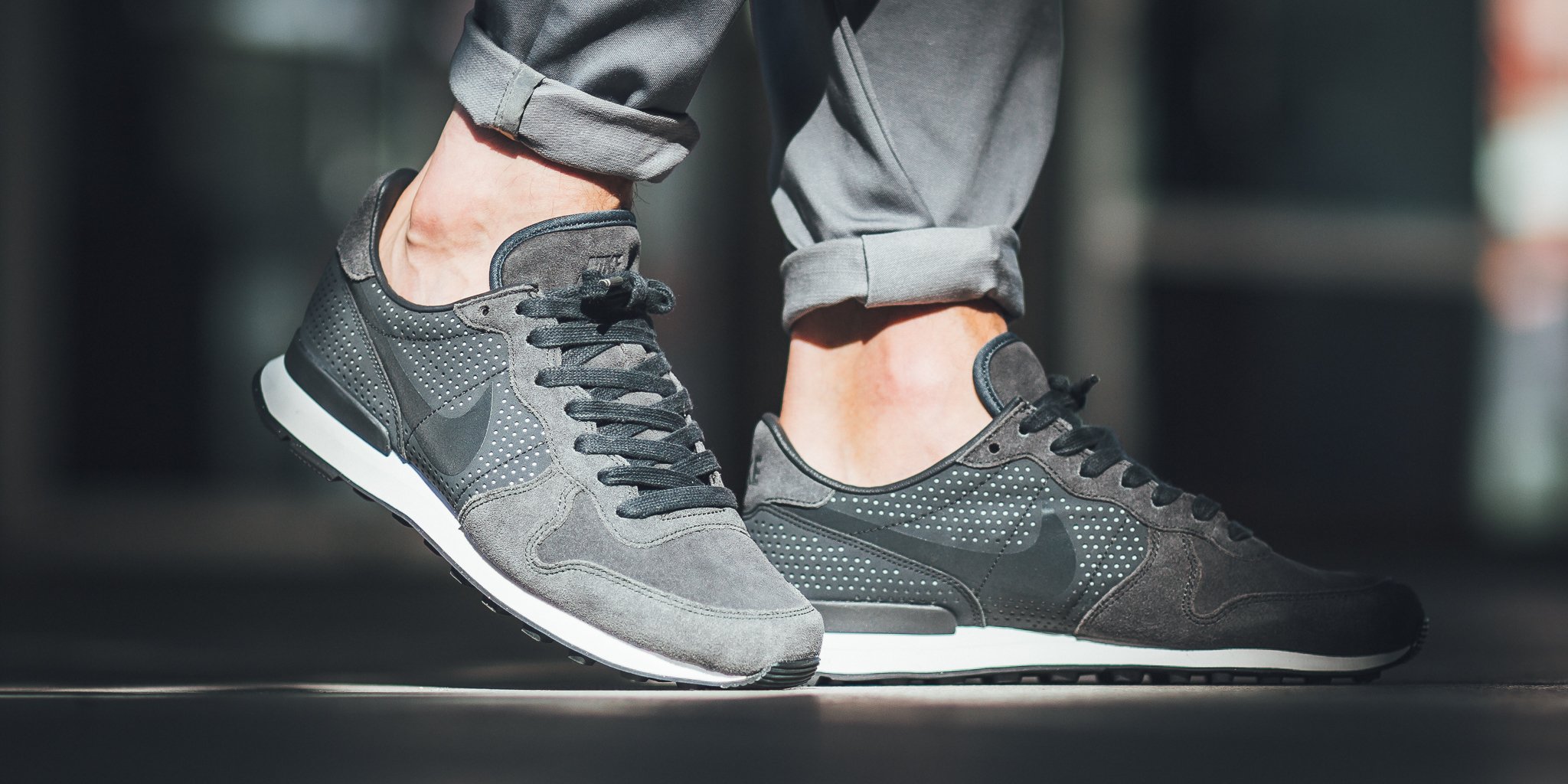 nike internationalist lx