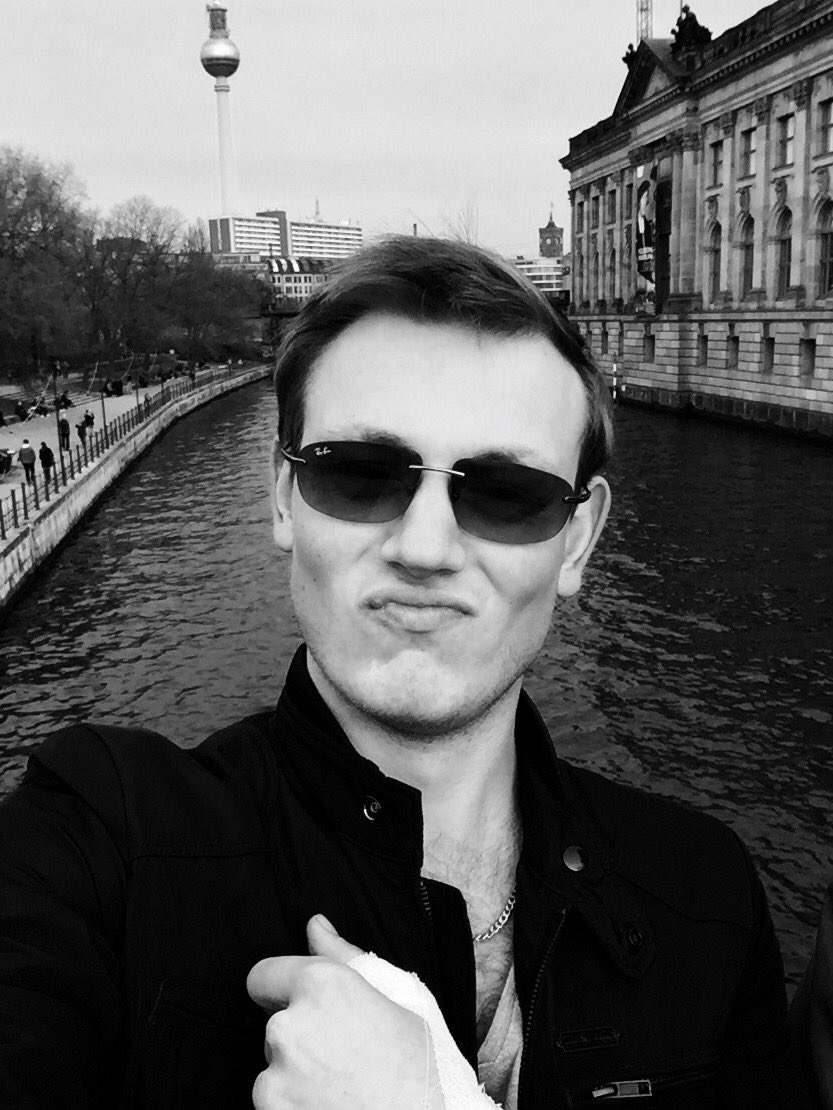 timberyo's tweet image. Hab versucht ein #duckface zu machen - War wohl nix...