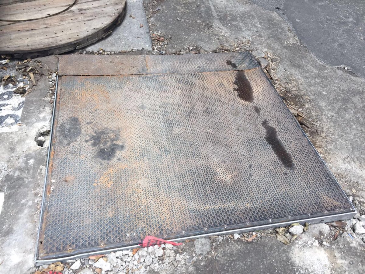 elrabano74's tweet photo. @CFE_ValleMex vecinos de Havre vamos para 1 año de obras de CFE. Ruido caos vial día y noche RT por favor https://t.co/kyqSUd41Ml