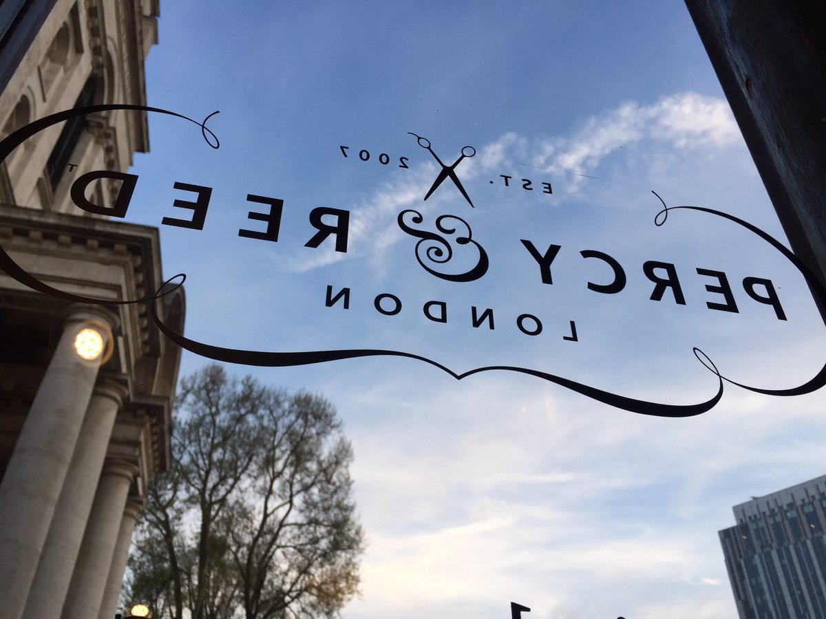 Dimples1523's tweet photo. ✅enthusiastic✅creative ✅ambitious    Get in touch!Careers@percyandreed.com  #hairdressers #apprenticeships #london https://t.co/ga7PXooDb3