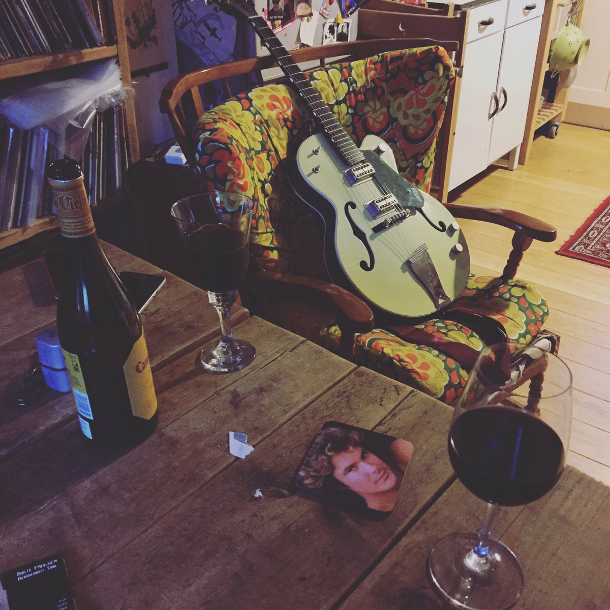 Enjoyed blowing the cobwebs away with <a href="/BirtePaulsen/">Birte Paulsen</a> listening to her FAB new album Borrowed Time 💛 #NewMusicMonday