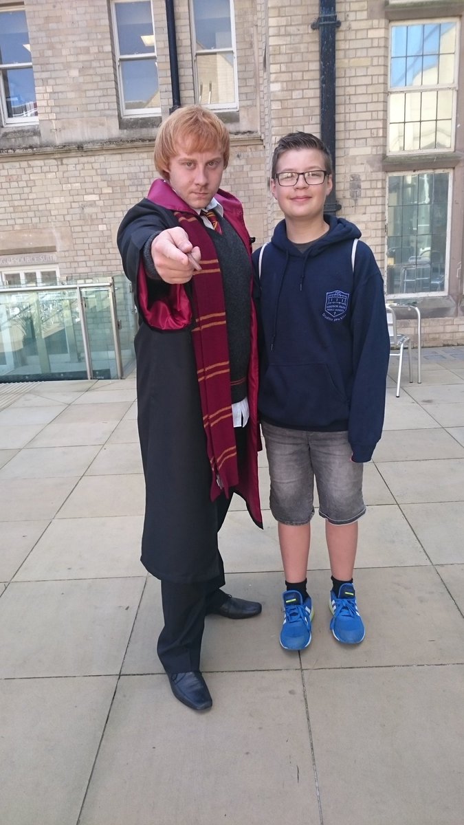 janey23_belle's tweet image. Some more photos from @WorldWizardry - the snake looks like Nagini #HarryPotter #Cosplay #Nottingham #animals