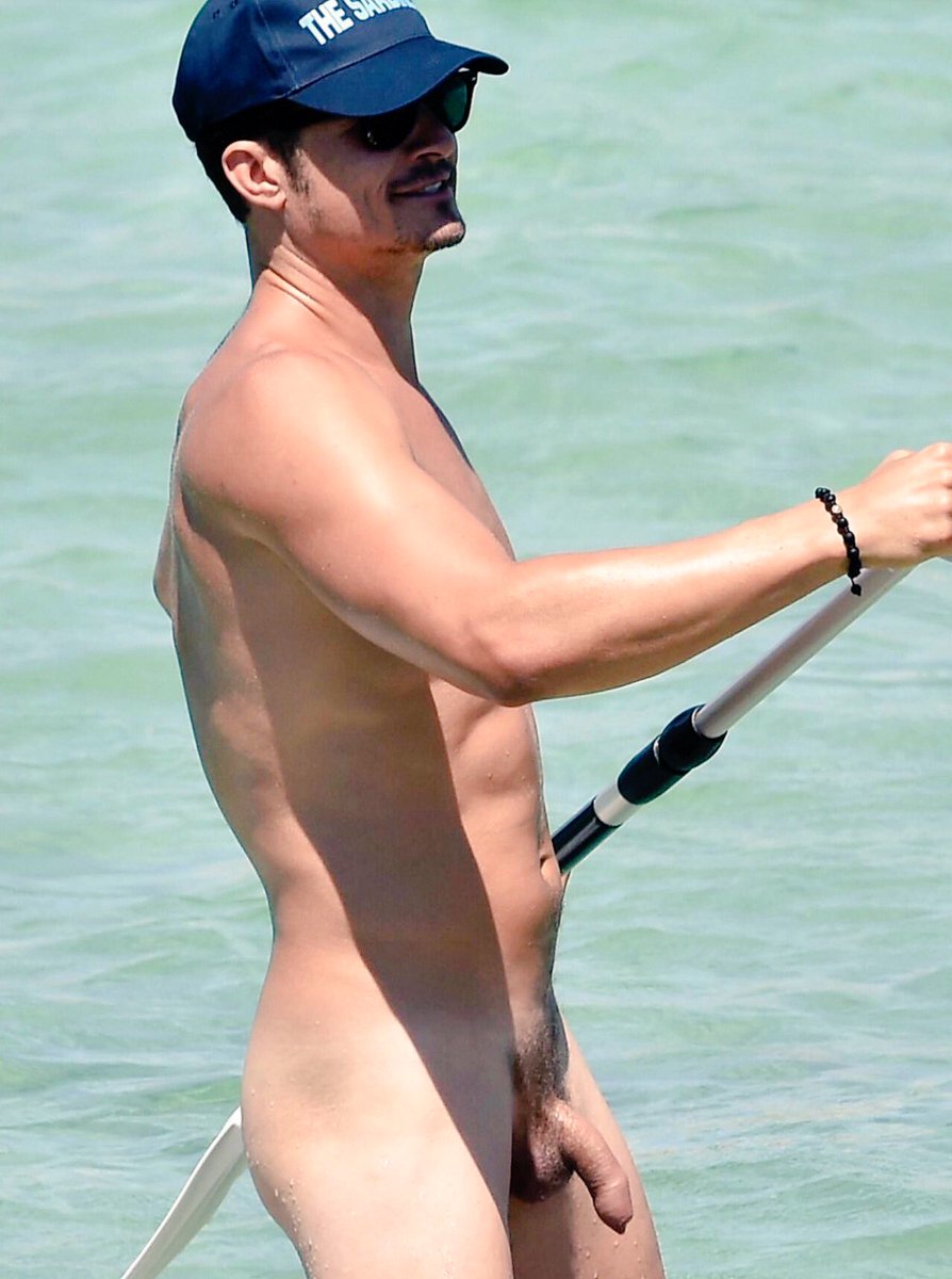 In case you missed, more Orlando Bloom uncensored pics, better quality #Nak...