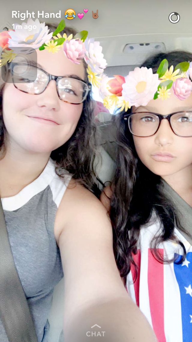 emiii8yo's tweet photo. Chilling with my best friend yo . 🔥😈😂 https://t.co/scGPsZhvKm