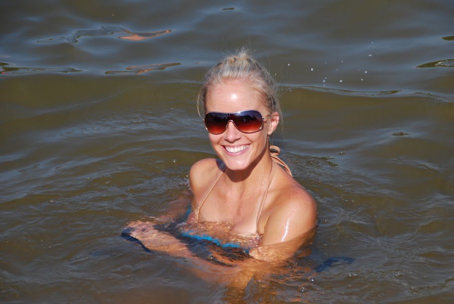 BumFloat's tweet photo. #LaborDay weekend is quickly approaching! Float comfortably with a #BumFloat: https://t.co/3HLj94OeYi #boating https://t.co/MaNttIod87
