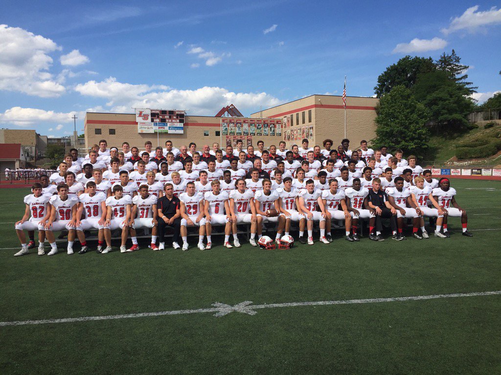 CoachFrankRusso's tweet photo. 2016 LaSalle Lancers
Defending Back To Back STATE CHAMPIONS https://t.co/v8jFGORpuf