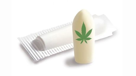 ElNacionalWeb's tweet photo. Crean tampones de marihuana para aliviar el dolor menstrual       https://t.co/z4rYL4iYQe  https://t.co/bmBMhXj439