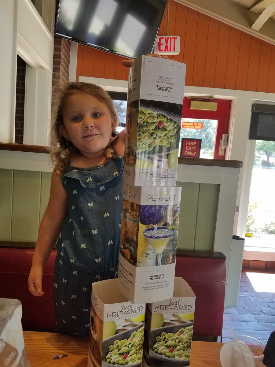 heathwilson0112's tweet photo. Little one came to see me at work..... and build a tower! #chilisjobs #greality #leebee https://t.co/28rvqAxwO7