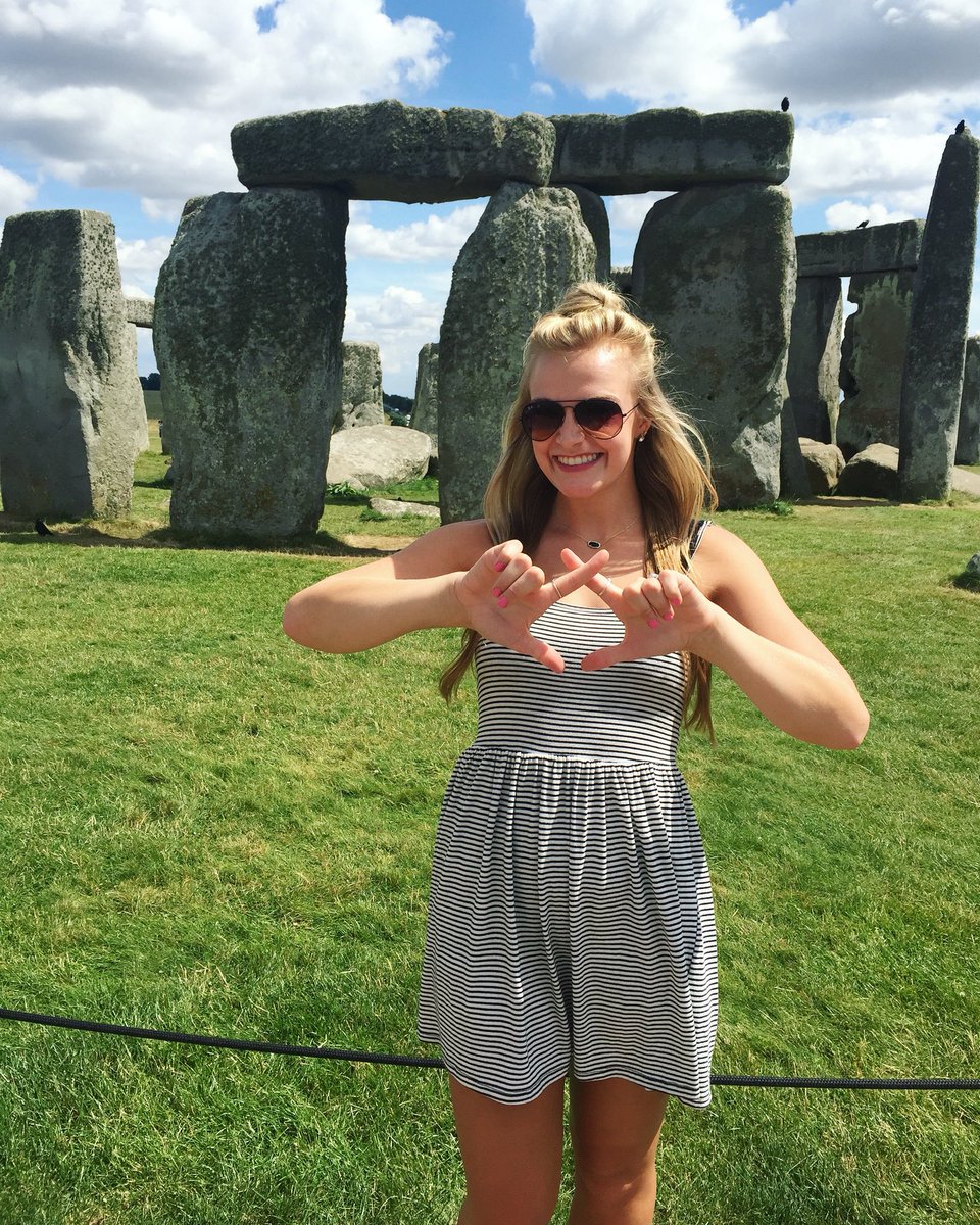SFAChiO's tweet photo. #keepingupwithchio all the way from Stonehenge in England✈️❤️ #eΧplΩre #sfa20 #sweethomechiomega https://t.co/gWe3JxYFlp