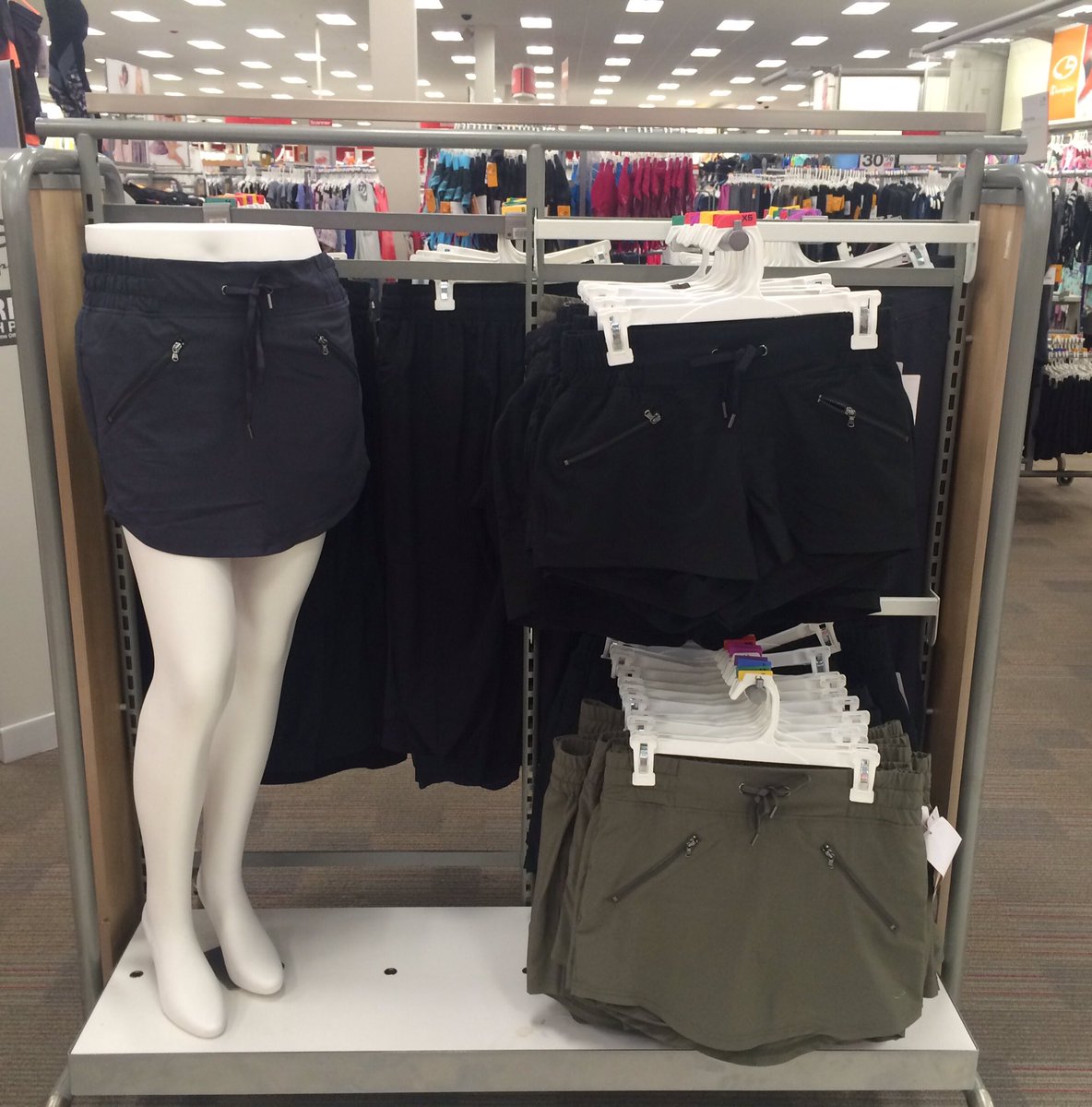 Tk_Nichele's tweet image. Thank you so much EIT Lianna for helping me in Performance today! #passingontheknowledge