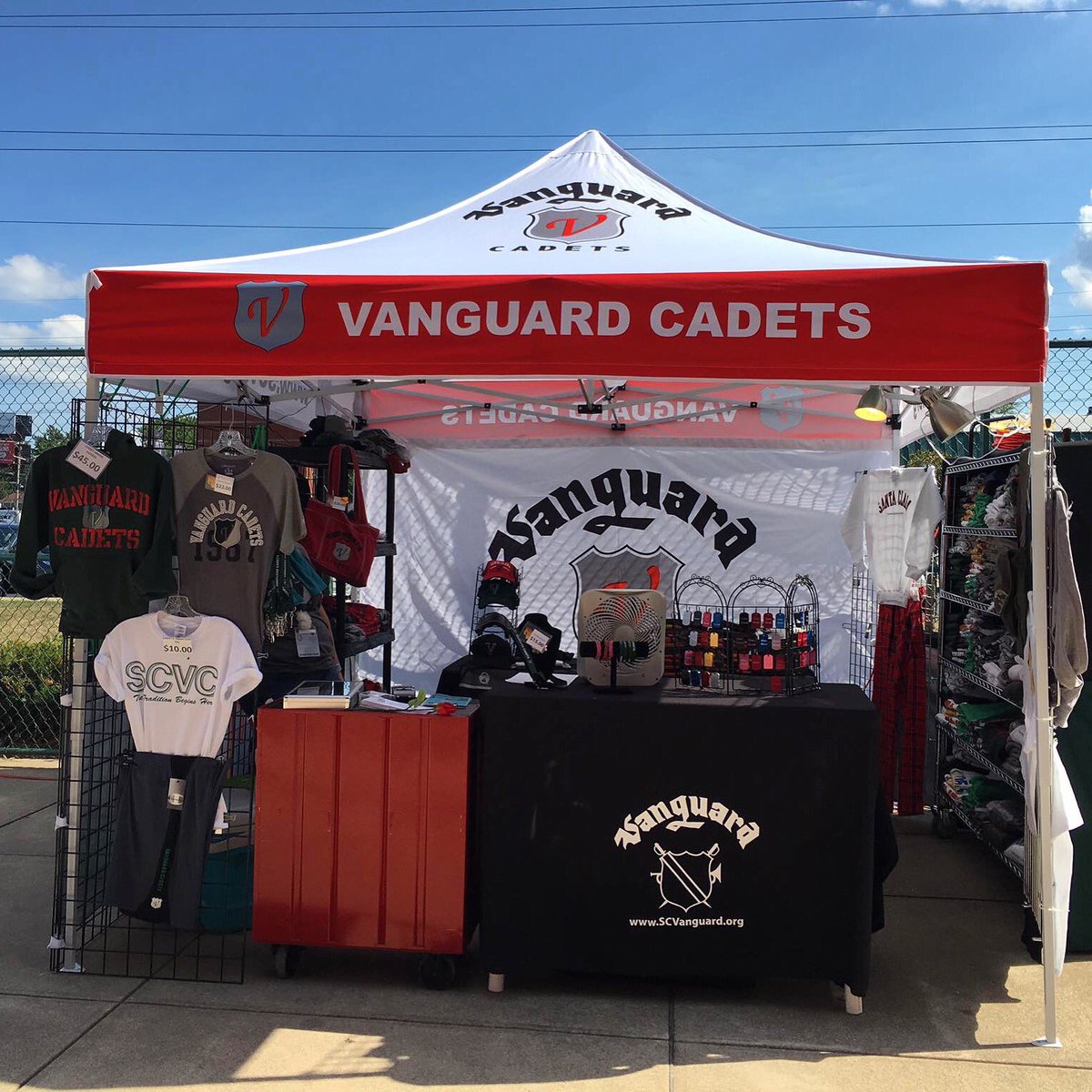 scvanguard's tweet photo. Stop by our Vanguard Cadets souvie booth tonight in Michigan City! #SCVC16 (๐ท: Margaret Minkus Bergmann.) https://t.co/tqwUKEk90u