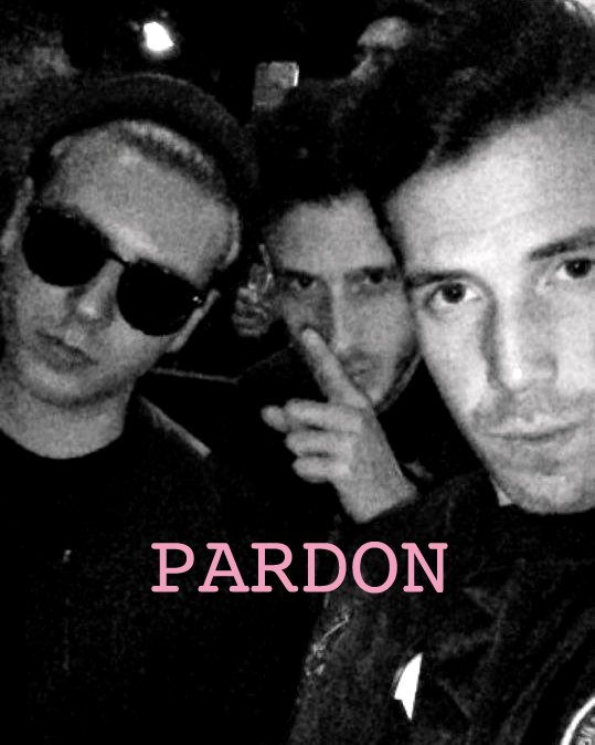 JulienlLebrun's tweet photo. @FranckMonardo @nicolasNoRage @djsnake #Encore ( snake si tu RT mes potes me payent un grec stp c'est important ) https://t.co/qoqhcTnqj1
