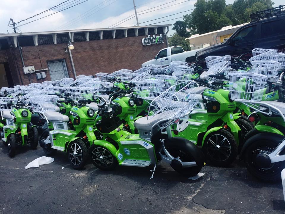 CarterToddPR's tweet image. 50 @ZappRideShare on the street! Download app. Go Green! Soon 200 all over town! goo.gl/XS0dLy