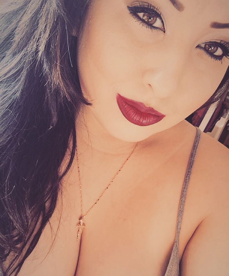 blowsyou's tweet image. Rt if you want to cum in my mouth....