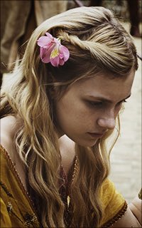 ALionPrincess's tweet image. "Delicate and gentle just like a flower with a heart of a lioness."