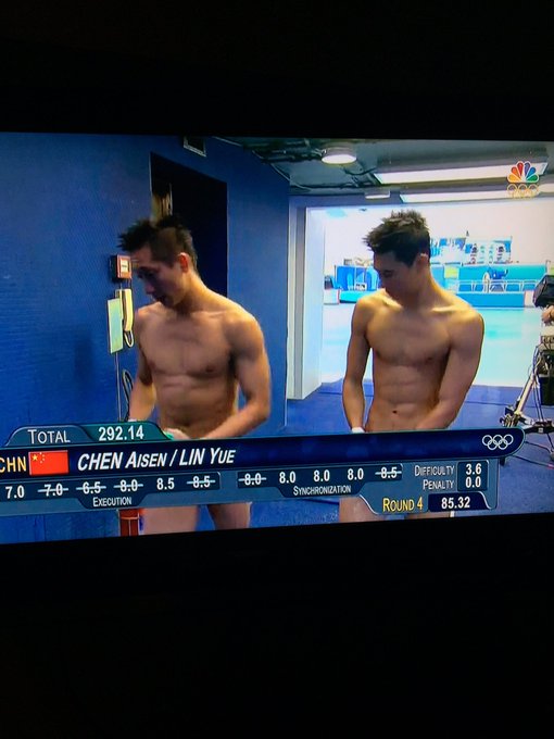 View image on Twitter