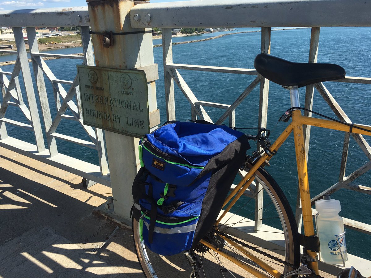 onmybikeinla's tweet photo. Buffalo to Fort Erie 🇺🇸🚲🇨🇦 with some time on the #friendshiptrail 
#buffalo #bikebflo #bikeride #vacation #summer https://t.co/mzNimLjuwS