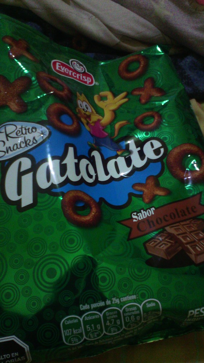Daniela_Adela's tweet photo. Ir al súper a comprar X, salir y ver a alguien comiendo #Gatolate y devolverme a comprar! Jajaja #RetroSnack https://t.co/wmn2L2Rh5o