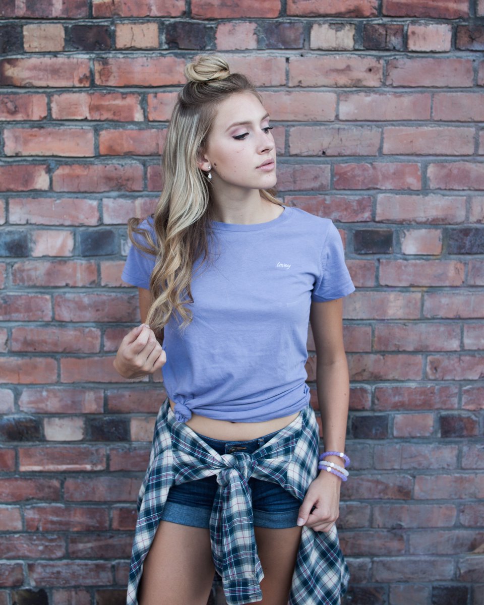 hannahnicoleinc's tweet photo. Excited to announce the release of my summer/fall collection. Available now. https://t.co/wwMoTJQ2Q7 #hannahnicole https://t.co/aNTCbLSE2s