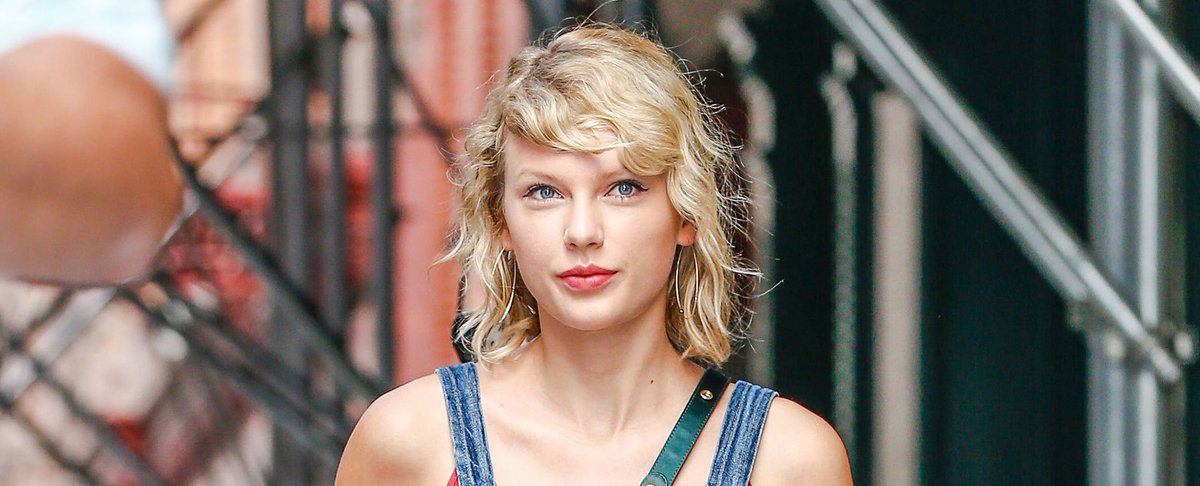 Swift post. Тейлор свифт губы. тейлор свифт без макияжа и фотошопа. тейлор свифт состояние 2025. taylor swift 18 years old.