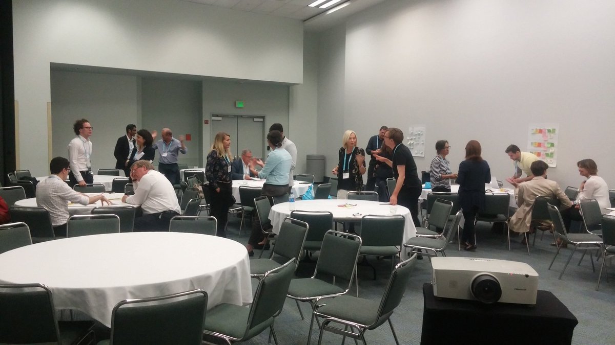 #AoM2016 All participants talking about new collaborations at Caucus on Design in Management!