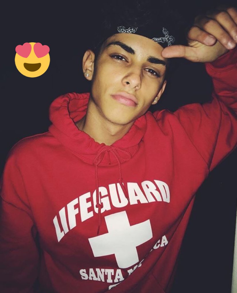 LiddleNiqueee's tweet photo. Papi😻😻 https://t.co/STKFEGywtt