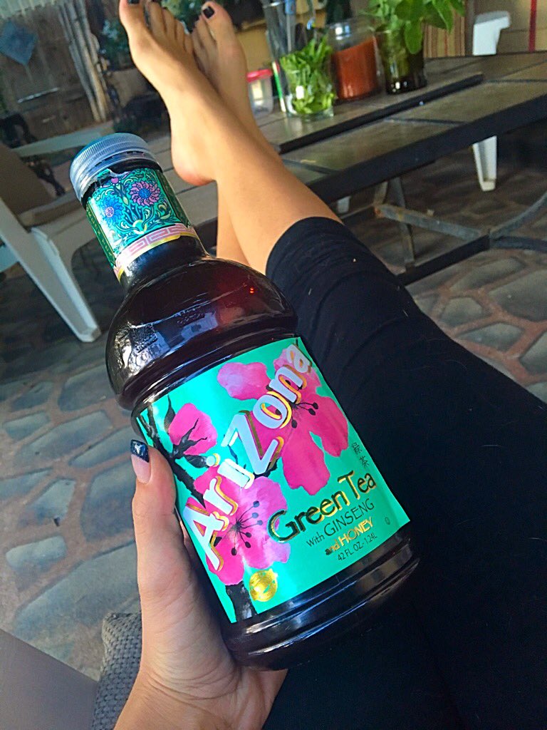 EllenorRoyal's tweet photo. Guys I have a serious addiction... https://t.co/8ga1F4JVMy