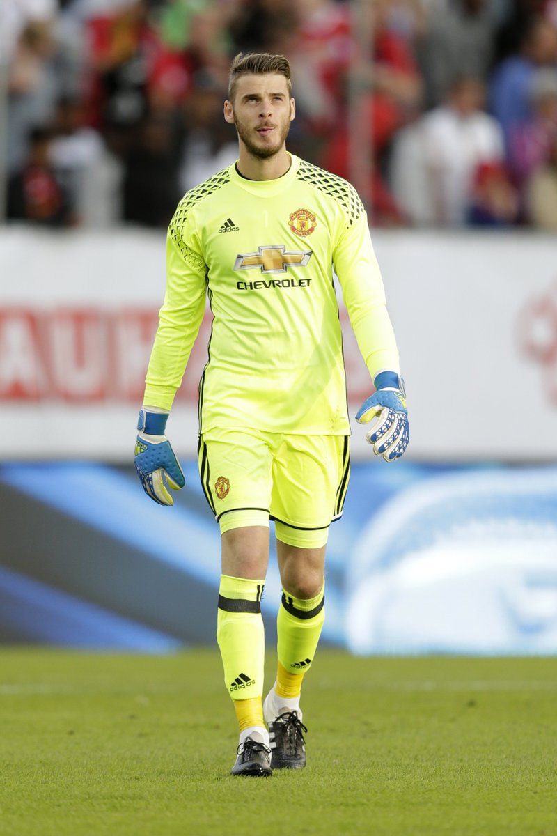 Squawka's tweet photo. Man Utd's restructured spine for 2016/17:

David de Gea
Eric Bailly
Paul Pogba
Zlatan Ibrahimović

Job done, Jose. https://t.co/hjlbafilOF