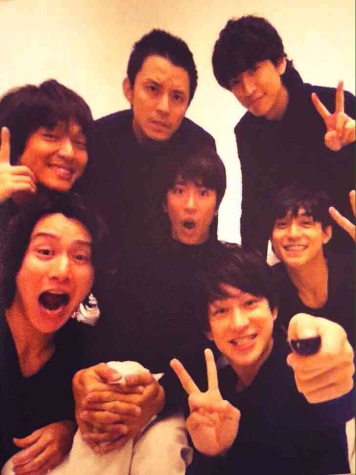 関ジャニ のステキな歌詞 青春のあおっぱな ぶらりぶらぶらぶら下げ がむしゃらに突っ走り 赤っ恥をかきまくる 青春のあおっぱな ぶらりぶらぶらぶら下げ 青くさくイキがった ガキのまんま笑ってる あおっぱな