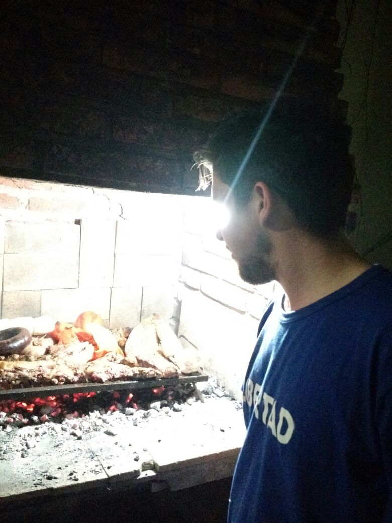 LuchoCorti's tweet photo. @davidmaga22 @SauloYamil @GuilleFederici #SuperMirada #SinFiltro #Aguanta https://t.co/TcI5DW1IsP