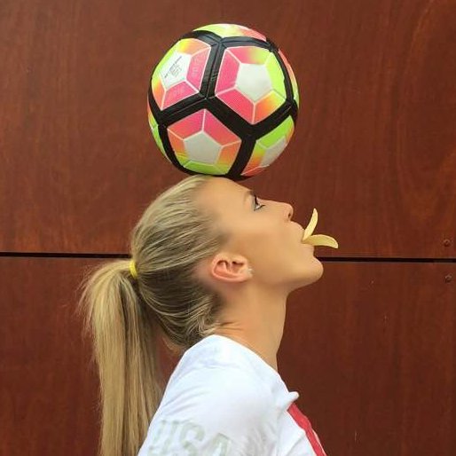 Pringles's tweet photo. This is how U.S. Olympian Julie Johnston lets other teams know she means business. Show us how you #duckit. https://t.co/ByJYhnjmNn