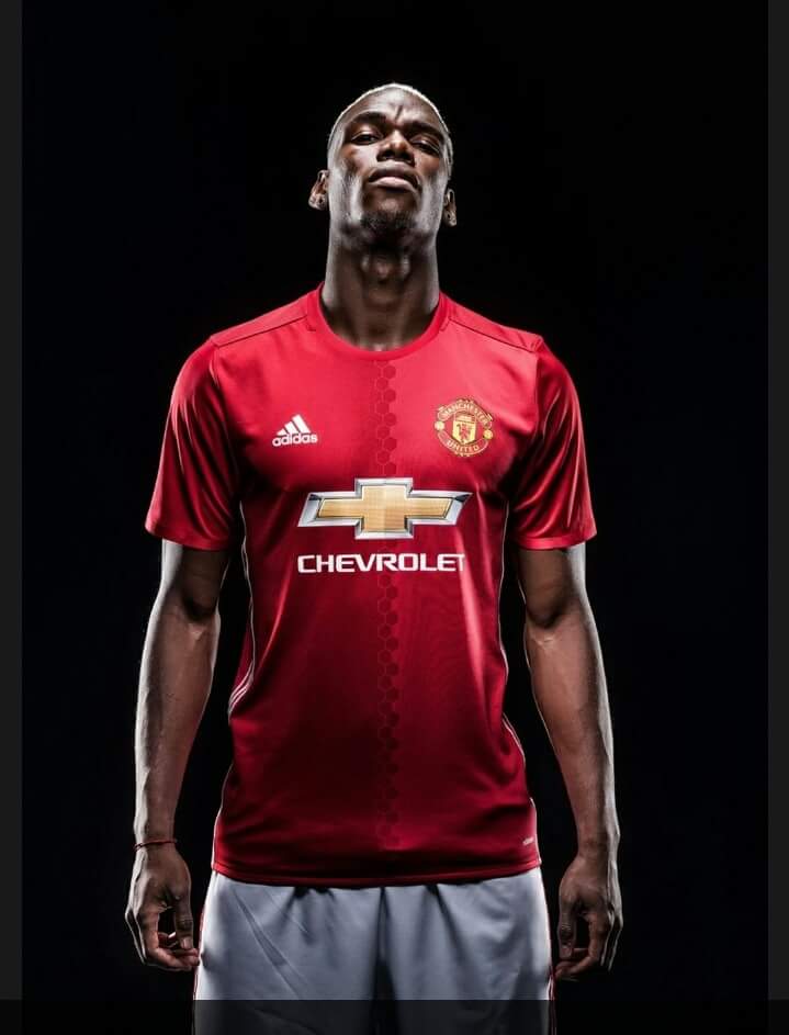 RANDOMSPORTSR's tweet photo. 105 MILLONES DE EUROS..... # POGBACK https://t.co/pGSIEn3KeS