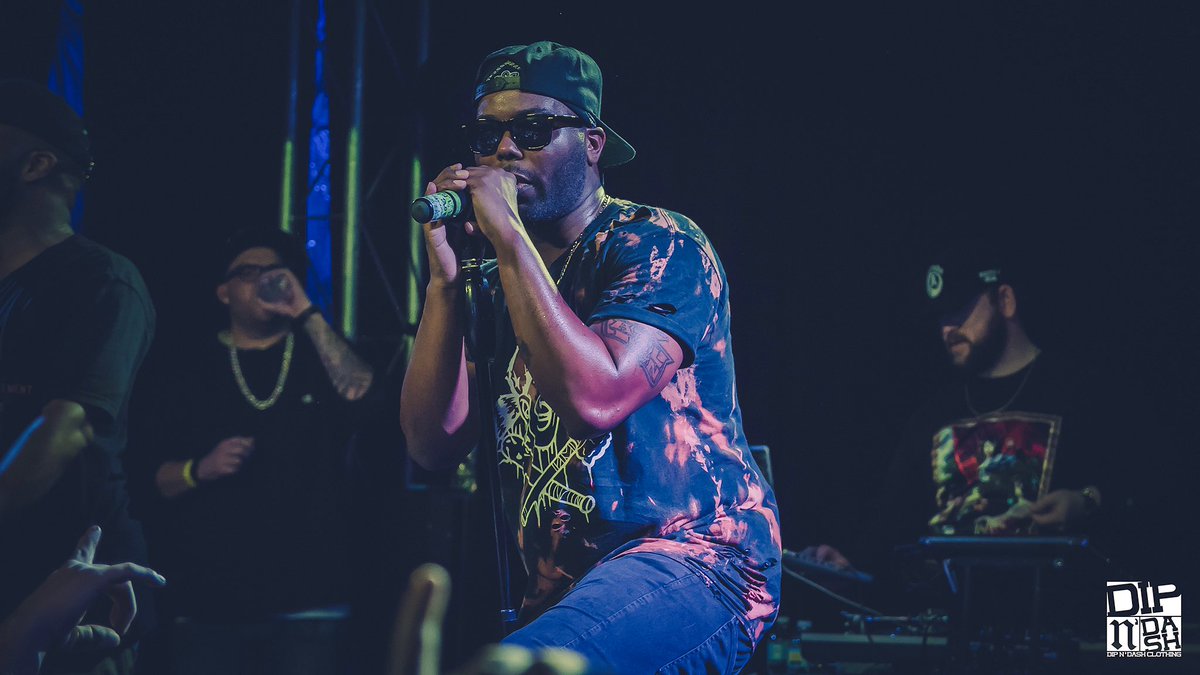 directedbybtv's tweet photo. @JarrenBenton at @TheRoxyDenver πΈ: @DipnDashVisuals #SlowMotionVol2 #dipndash https://t.co/dlSU2sZDcL