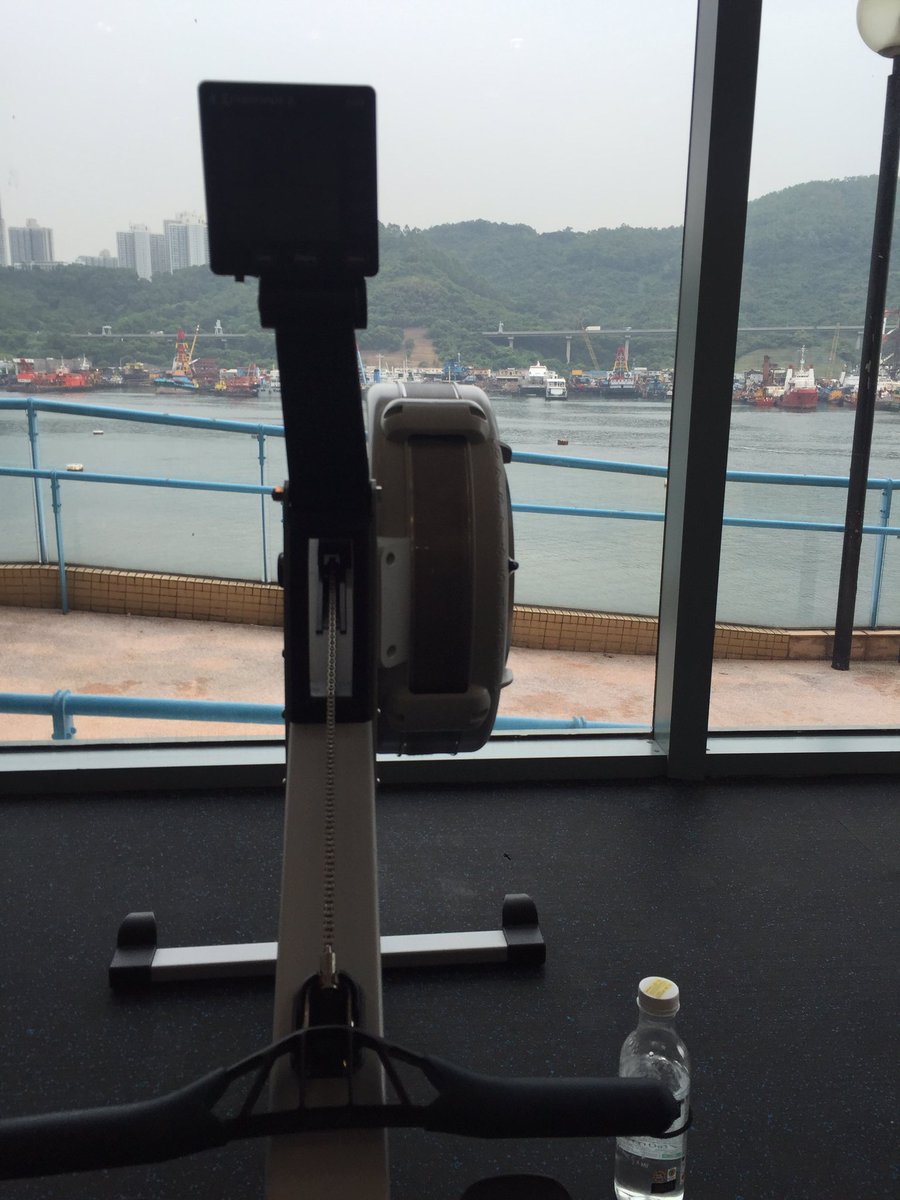 samxspencer's tweet photo. A #Nobreak set of 6km #running &amp; 2.8km #rowing PUSHING MY LIMIT #SammiMakForCEO #Limitless #Workout https://t.co/othVPy1Wuz