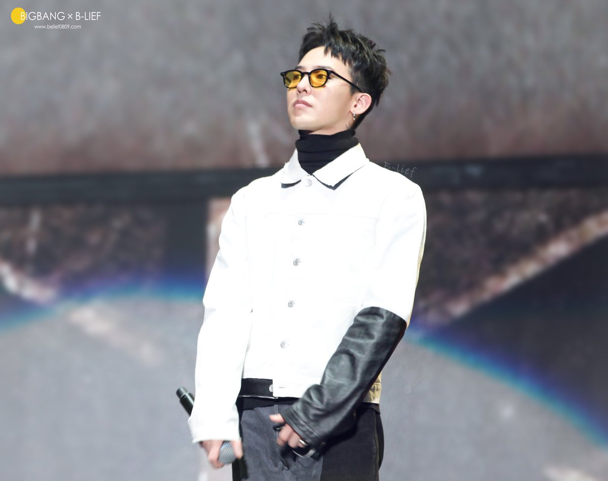 B_LIEF0809's tweet photo. [HQ]20160319 BIGBANG MADE [VIP] TOUR IN NANJING

#BIGBANG #GDRAGON #빅뱅 #권지용 https://t.co/hjNHgf3NY8