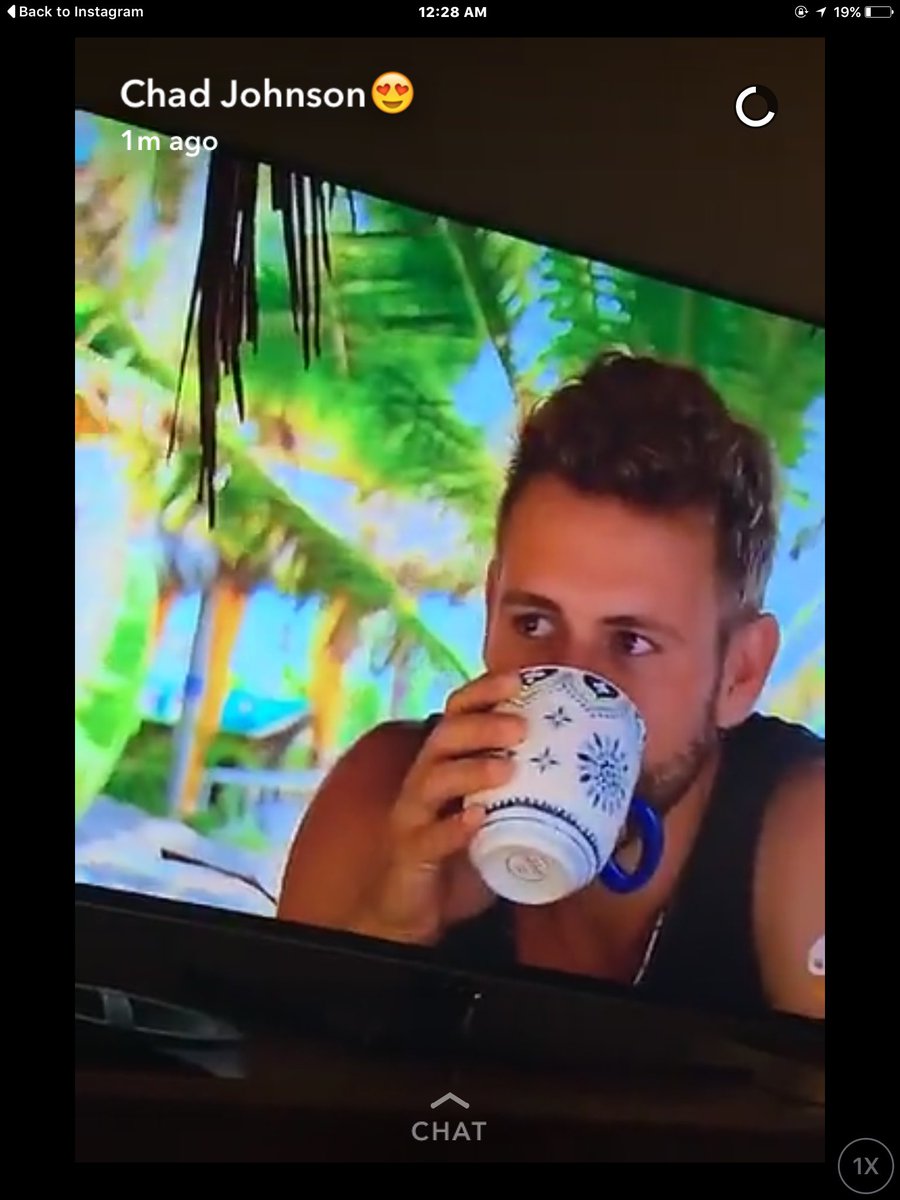 dabachelorette's tweet photo. not nice Chad!! lol https://t.co/0lM6b2cRaW
