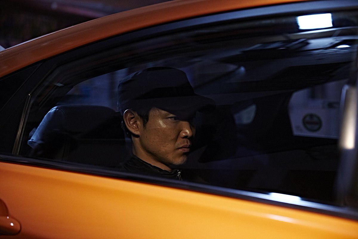"온다 온다 '촉'이 온다" 아들이 사는 고시원 수도요금 사건을 해결하기 위해 나선 촉 좋은 엄마 '미경'의 고군분투 유쾌한 스릴러! 박지영, 조복래...