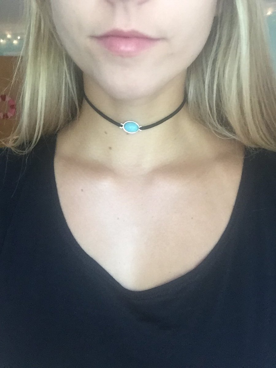 ktbobbitt27's tweet photo. hiya Twitter selling fun and flirty chokers for $6 hit me up if you are interested https://t.co/XWgxnslB4f