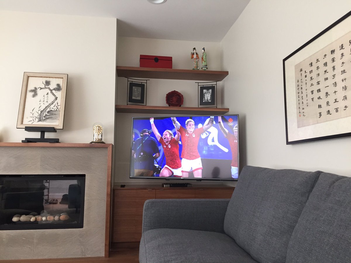 Congrats @rugbycanada 7s ladies on a well deserved Olympic medal!!