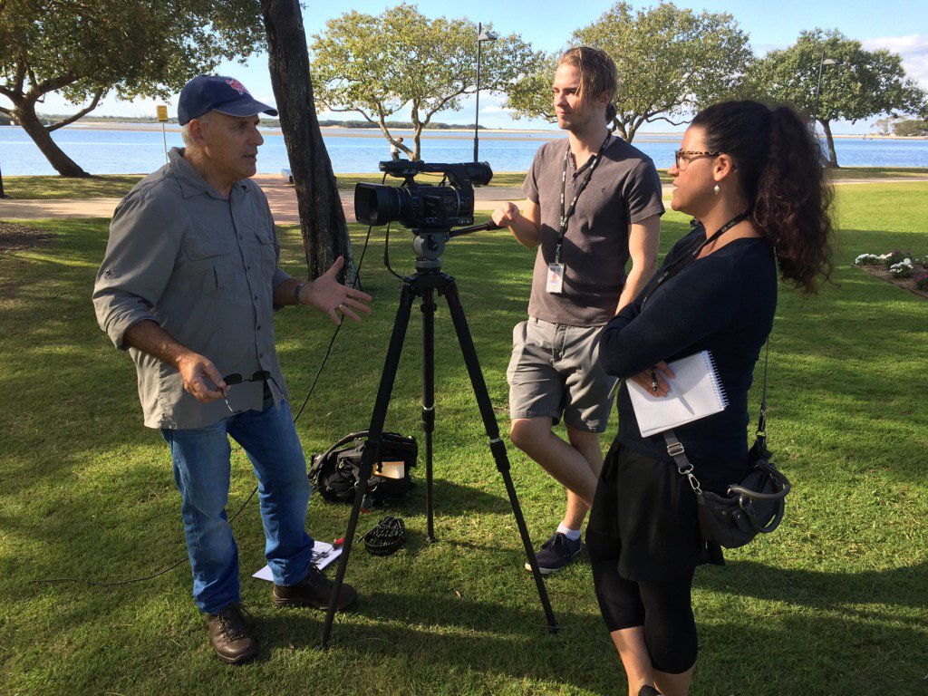 On the job with <a href="/cberkman/">KingParrot</a> &amp; <a href="/hitthejspot/">Jasmin Midgley</a> <a href="/prosserdaniel1/">Daniel Prosser</a> learning to be vj's <a href="/abcsunshine/">ellie_e</a>