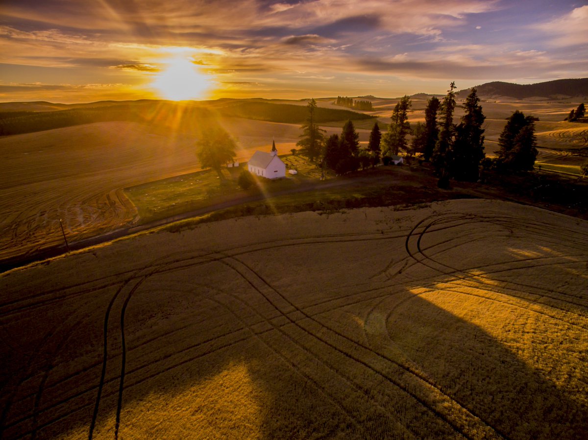 KrisCrockerKXLY tweet picture