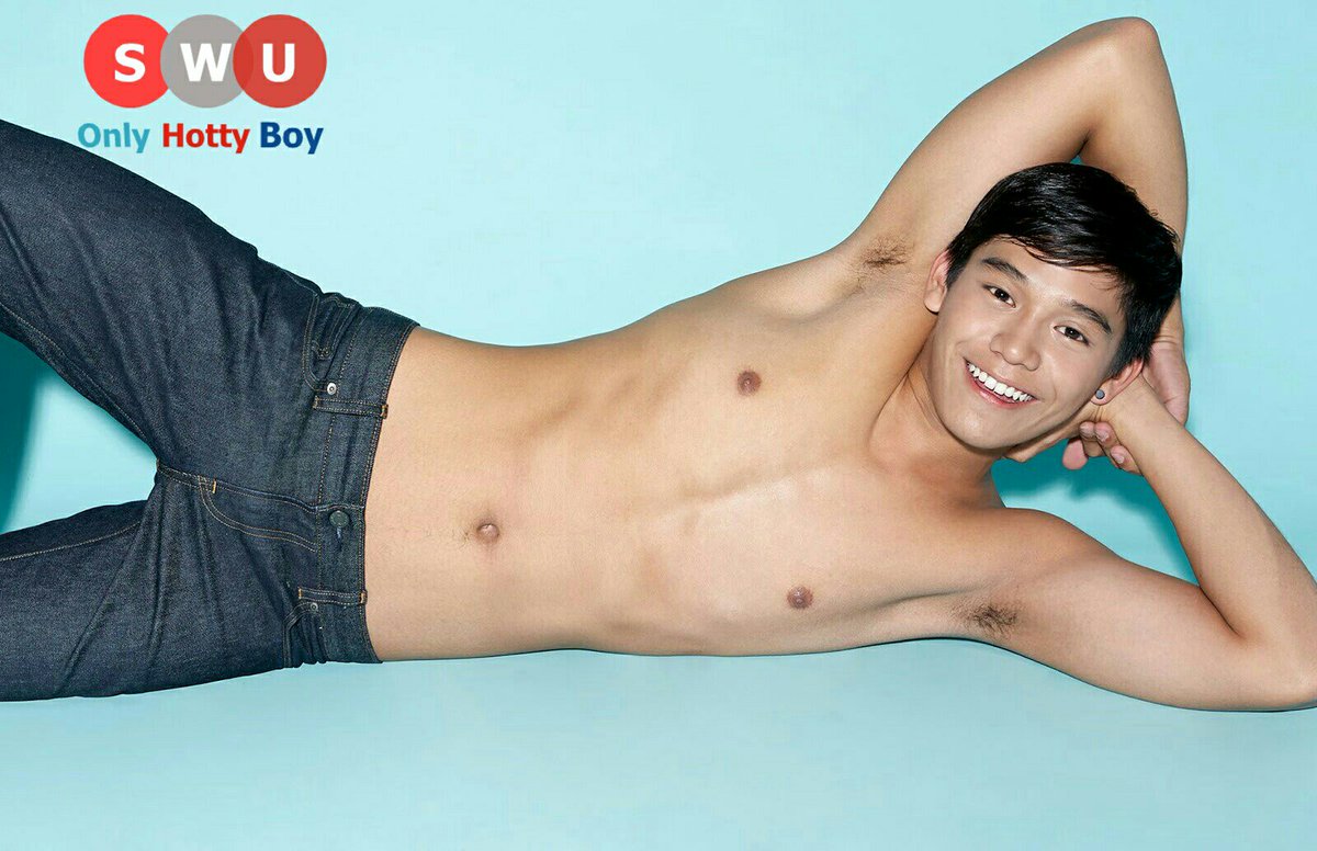 SWUOnlyHottyBoy's tweet photo. เพราะชีวิตขาดเงินไม่ได้
เงิน อนุภาษ ปี 2
คณะนวัตกรรมฯ #ทีมมศว
IG : ngernnn
#SWUOnlyHottyBoy #swu59 https://t.co/PROU9jApDq
