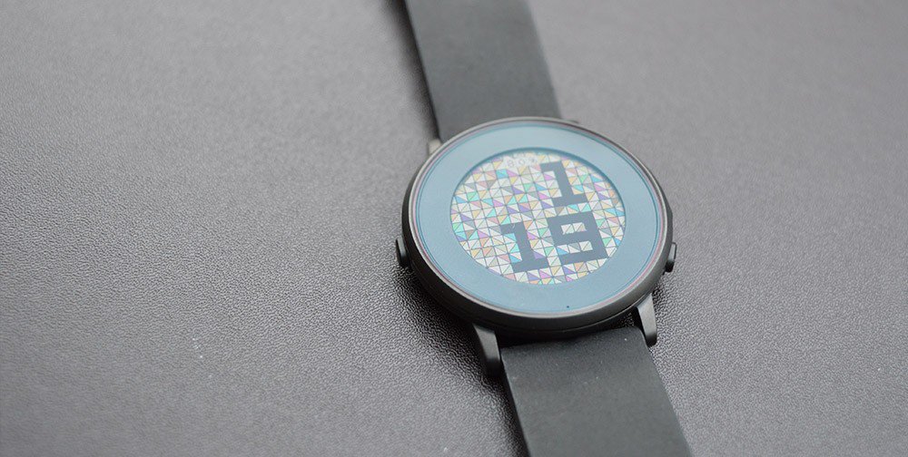 thevouofficial's tweet photo. Pebble Time Round Review – Fashion Comes First https://t.co/3I6EHXCp5a #Wearables #FashionTech https://t.co/b9Q8fGOrse