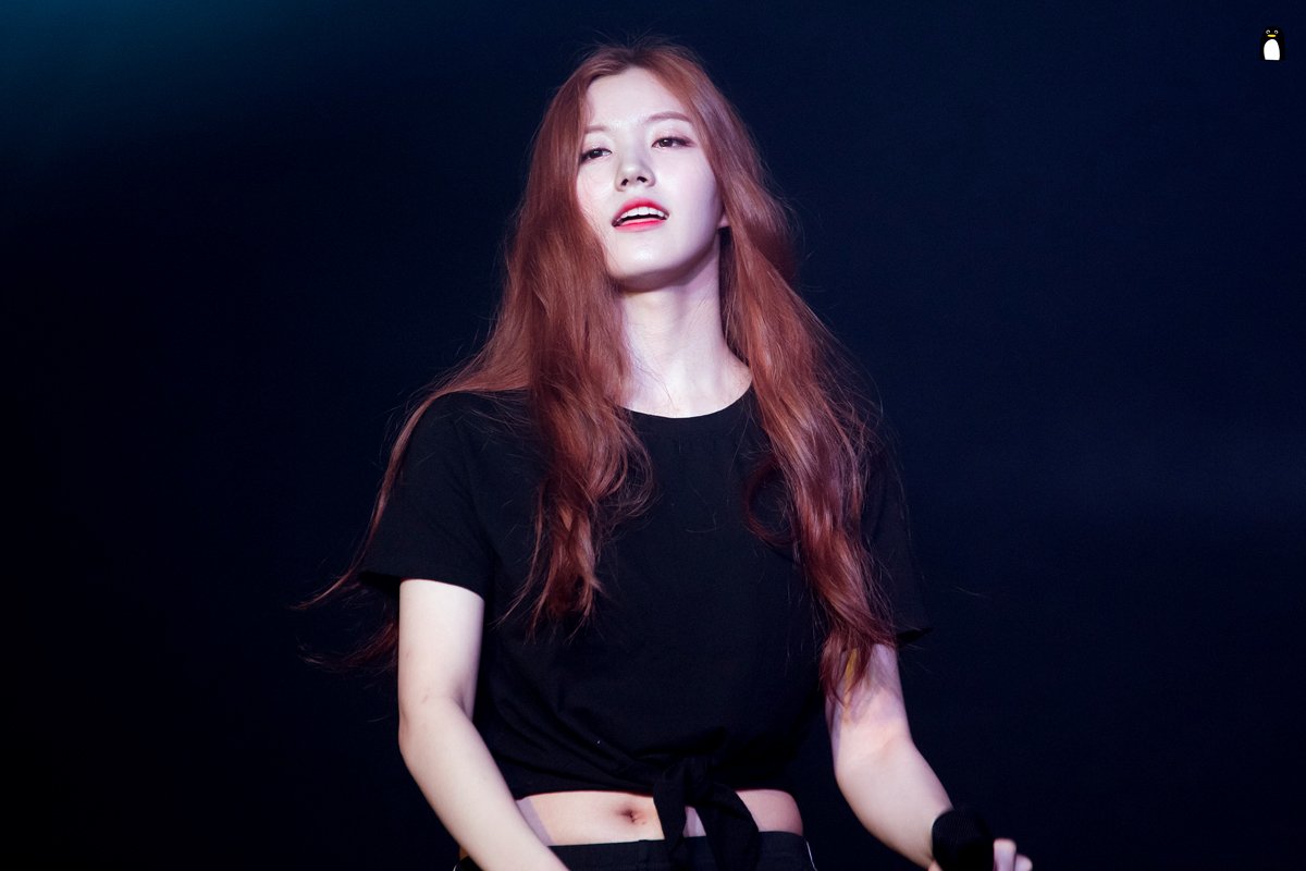 001114_p's tweet photo. 160730 플레디스걸즈 콘서트 박시연 4p #플레디스걸즈 #박시연 #PledisGirlz https://t.co/UFrmTOu5Lq