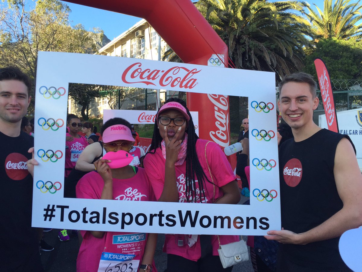 PalesaV's tweet photo. Selfie moment #totalsportswomen #cocacola @MissFinch_B https://t.co/pnZ31DwtiH