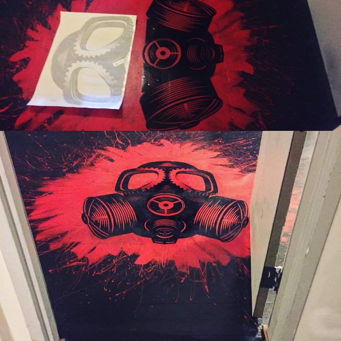 I ❤️ the entryway to my loft. I'm going to miss this place. #gasmask https://t.co/8vzfJGQ8hH<a href="/tag/gasmask"class="tags"><span>#gasmask</span></a>