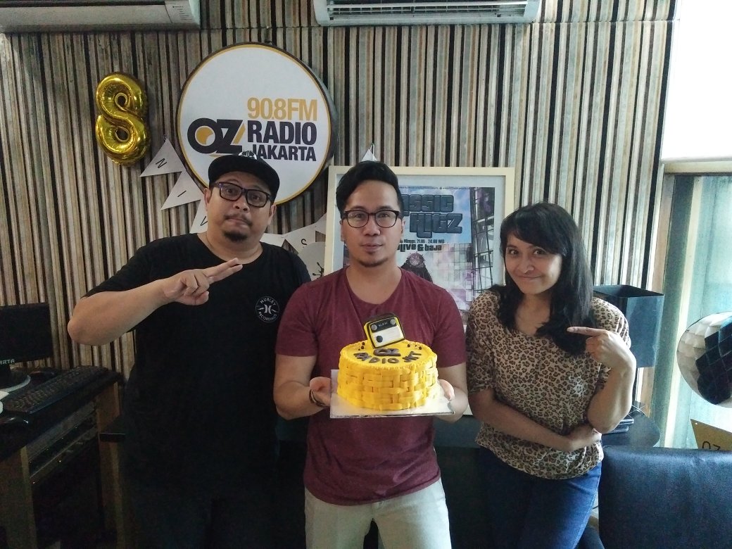 Thank you <a href="/ADERA_ega/">ADERA</a> yg udah dateng ke #CLASSICHITZ #OZ8NIVERSARY