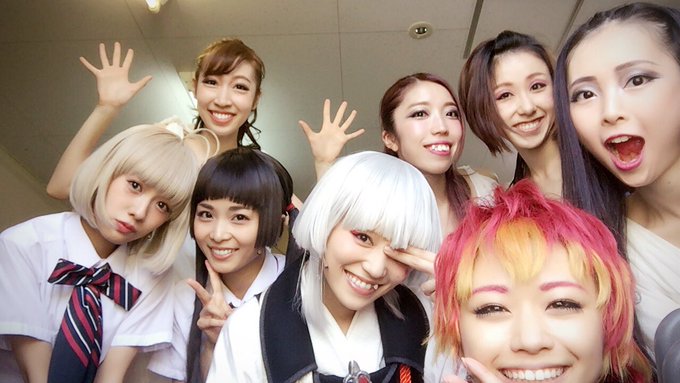 安枝瞳’s pics and videos